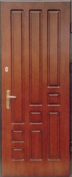 стальная дверь с деревянной отделкой вишня